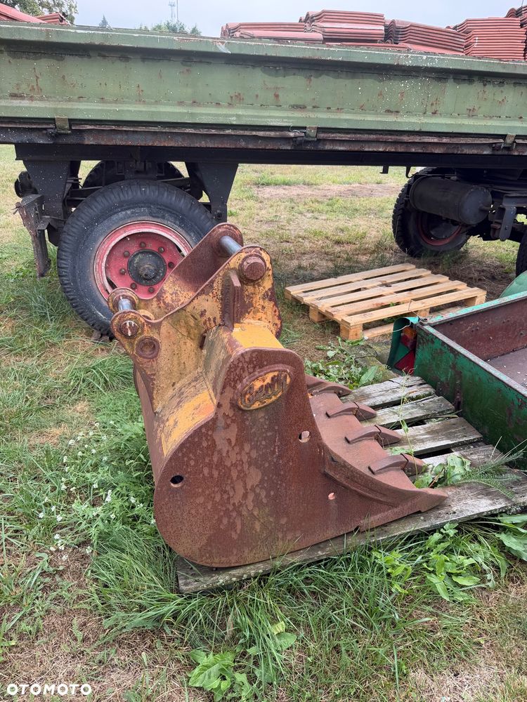 Case 695 - 7