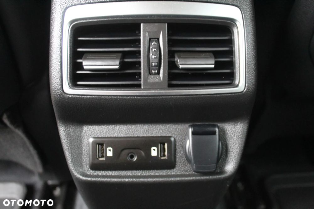 Renault Koleos 2.0 dCi Initiale Paris 4x4 X-Tronic - 17