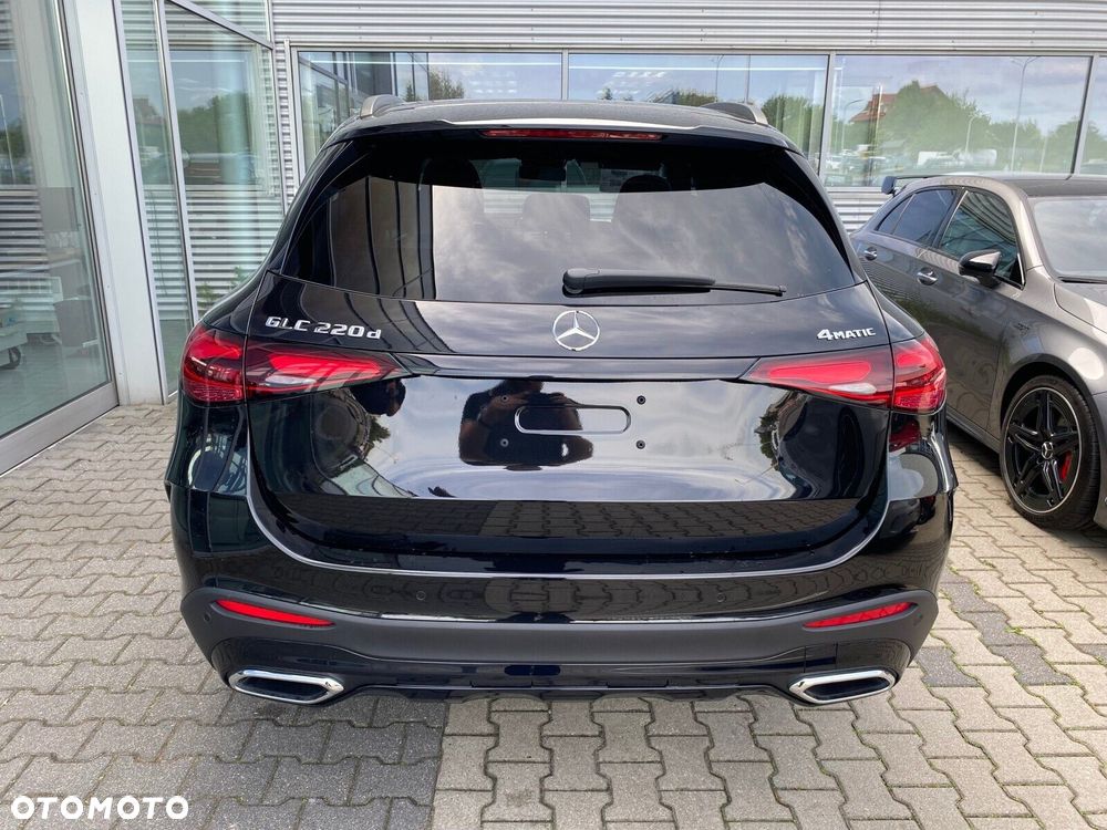 Mercedes-Benz GLC - 3