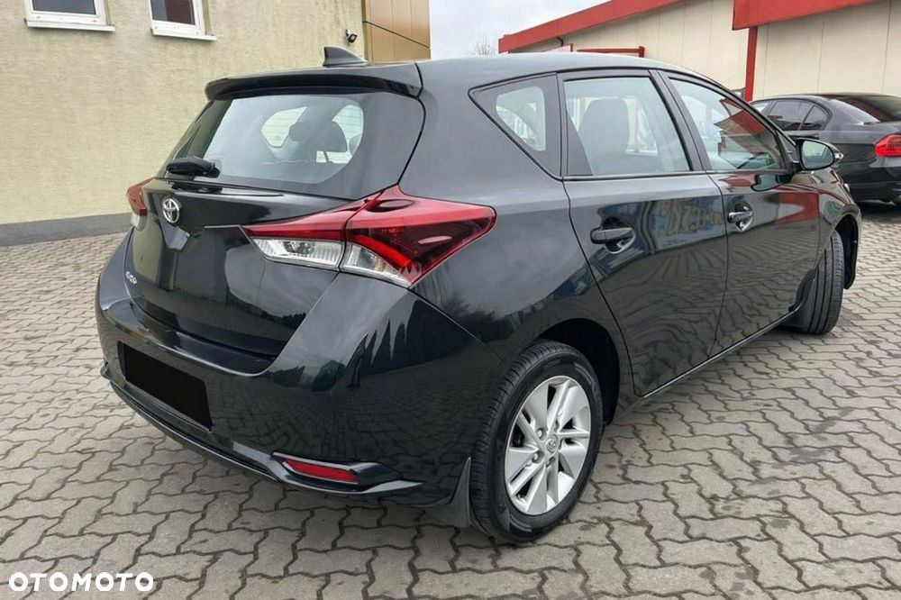 Toyota Auris 1.6 Comfort - 4