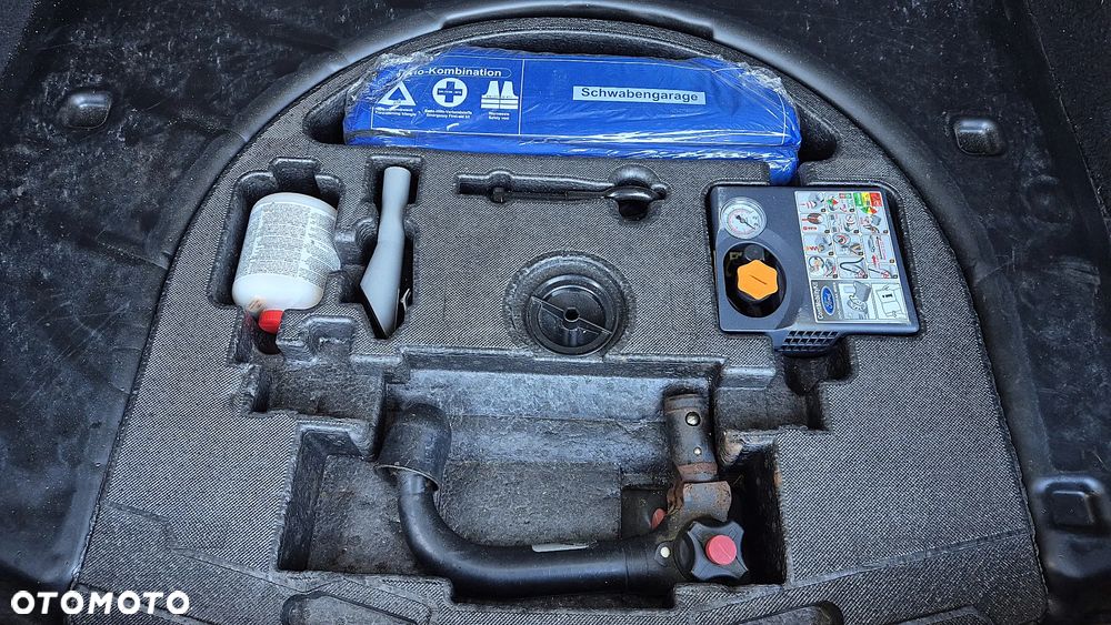 Ford Kuga 2.0 TDCi 4WD Titanium - 22