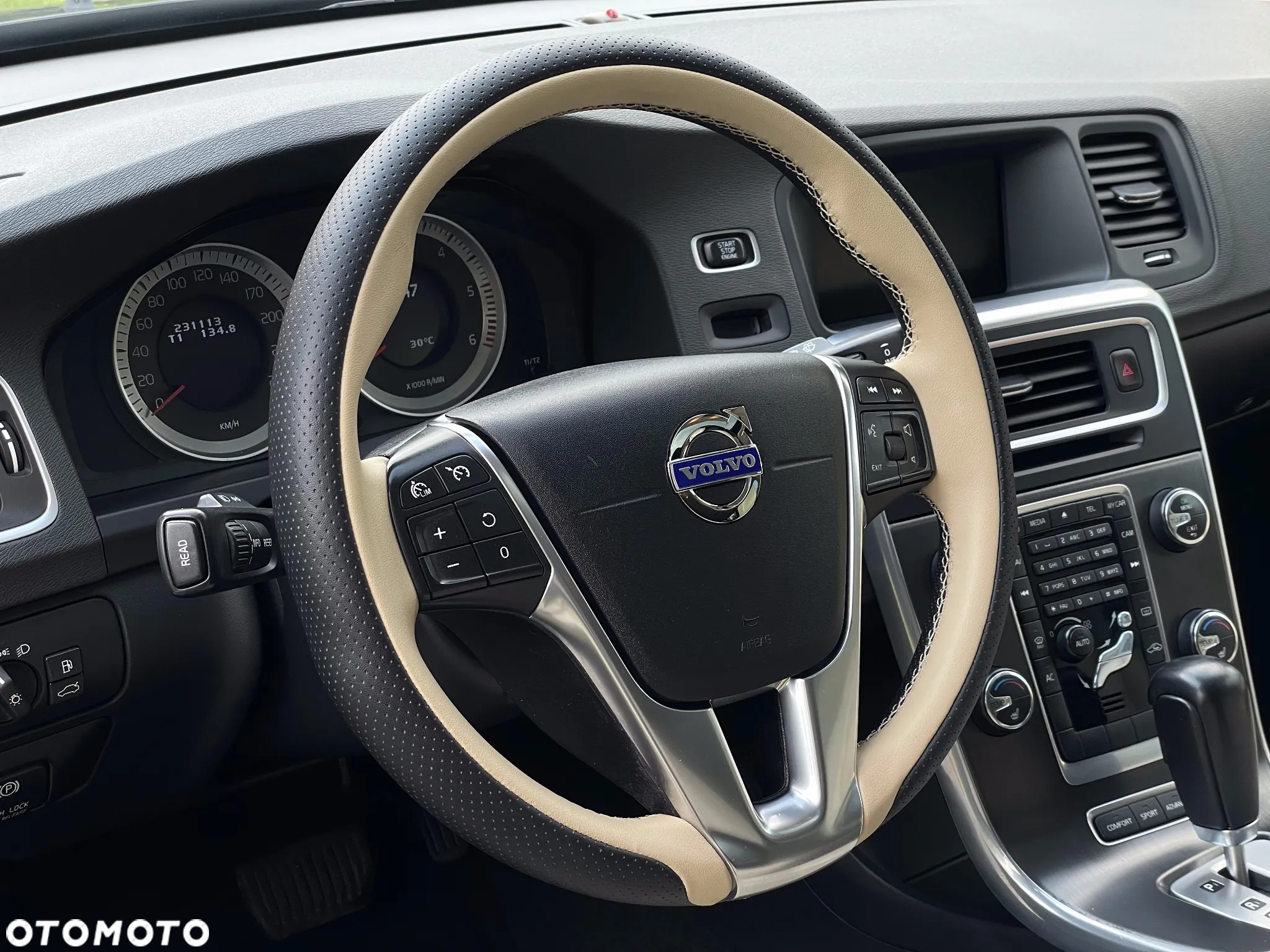 Volvo V60 D5 AWD - 10