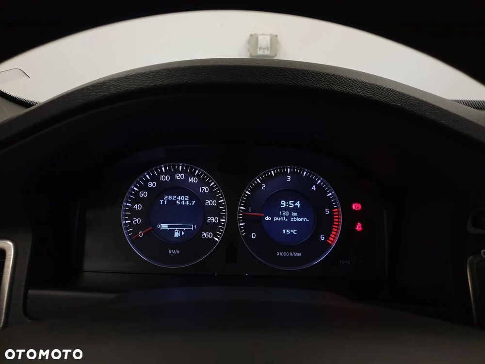 Volvo V70 2.0D Summum - 8