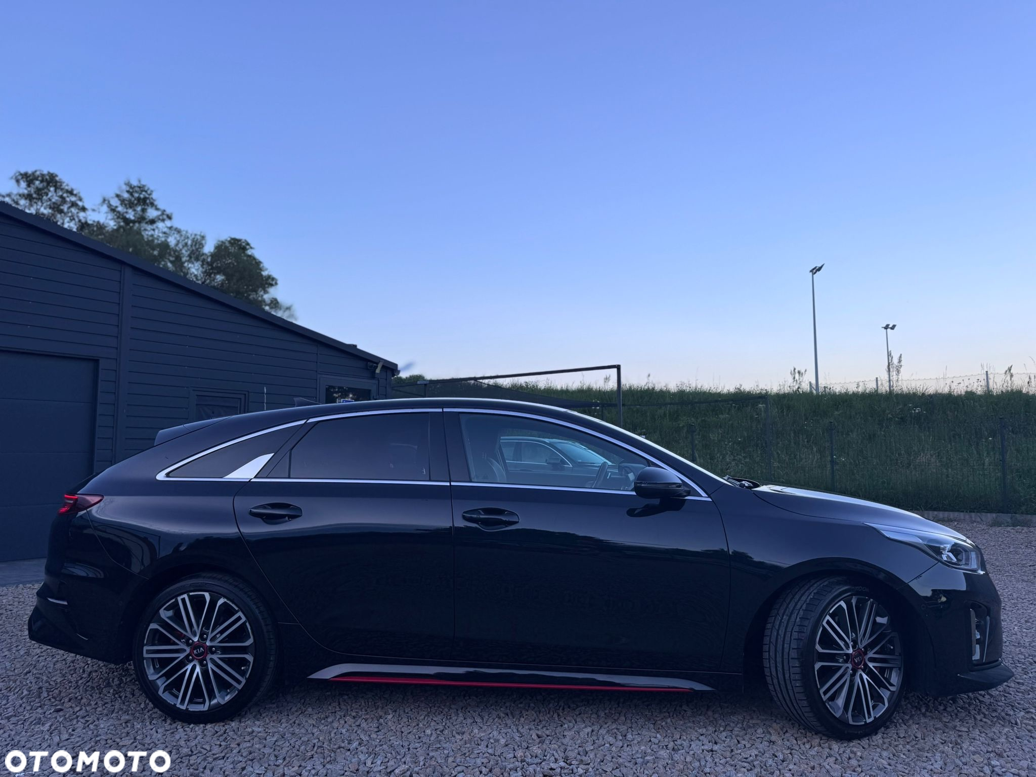Kia ProCeed 1.6 T-GDI GT DCT - 10