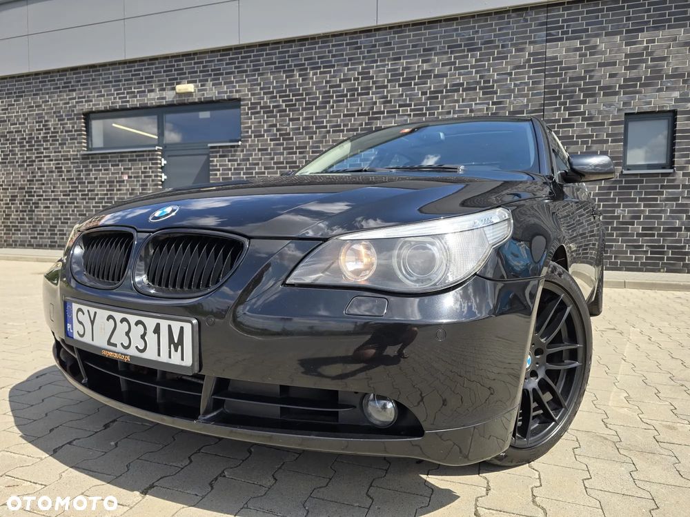 BMW Seria 5 525i - 4