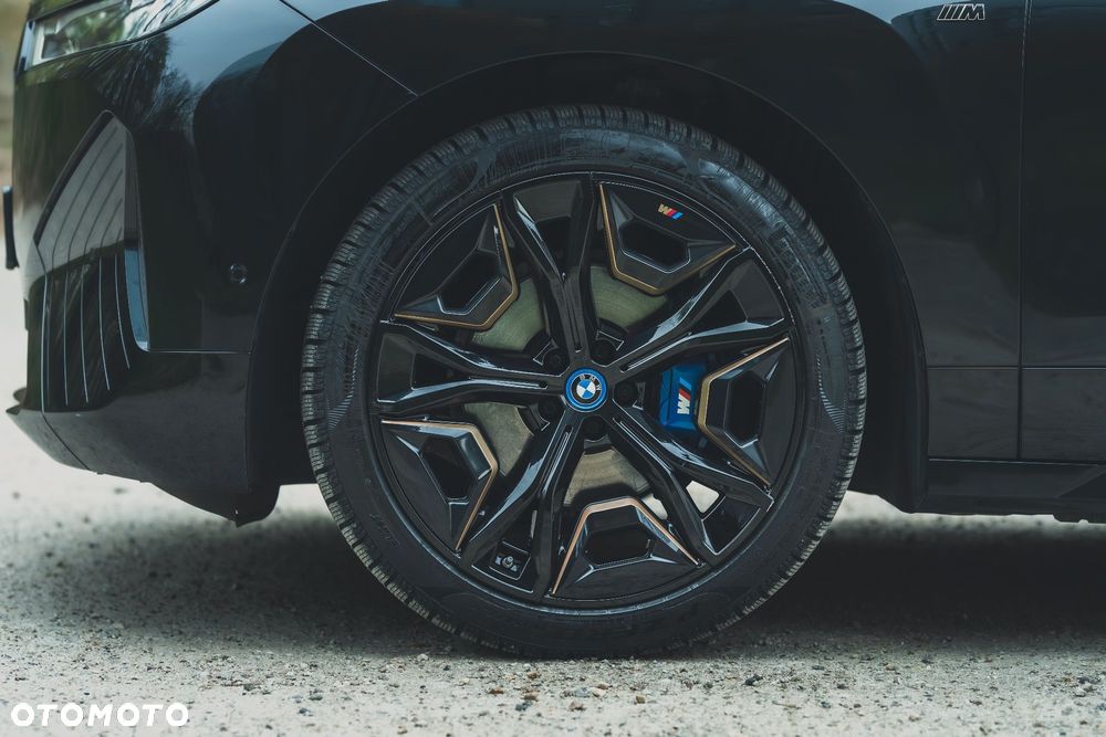 BMW iX M60 111.5kWh - 17