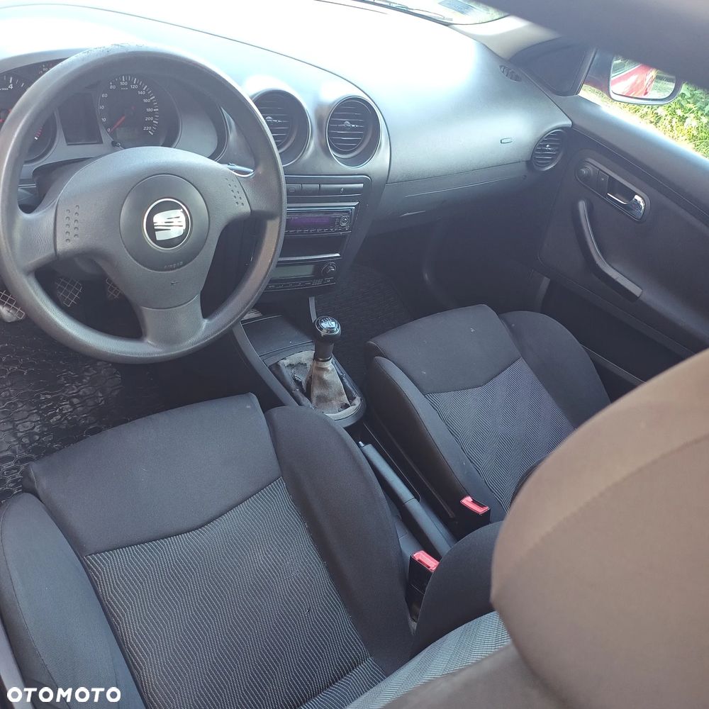 Seat Ibiza 1.4 16V Sport - 5