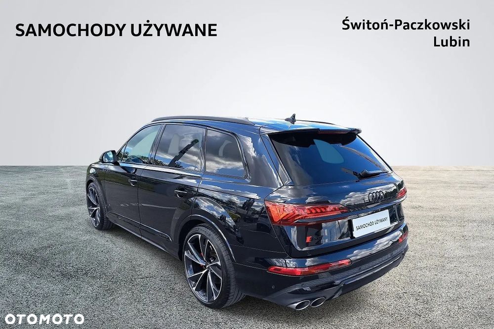 Audi SQ7 - 7