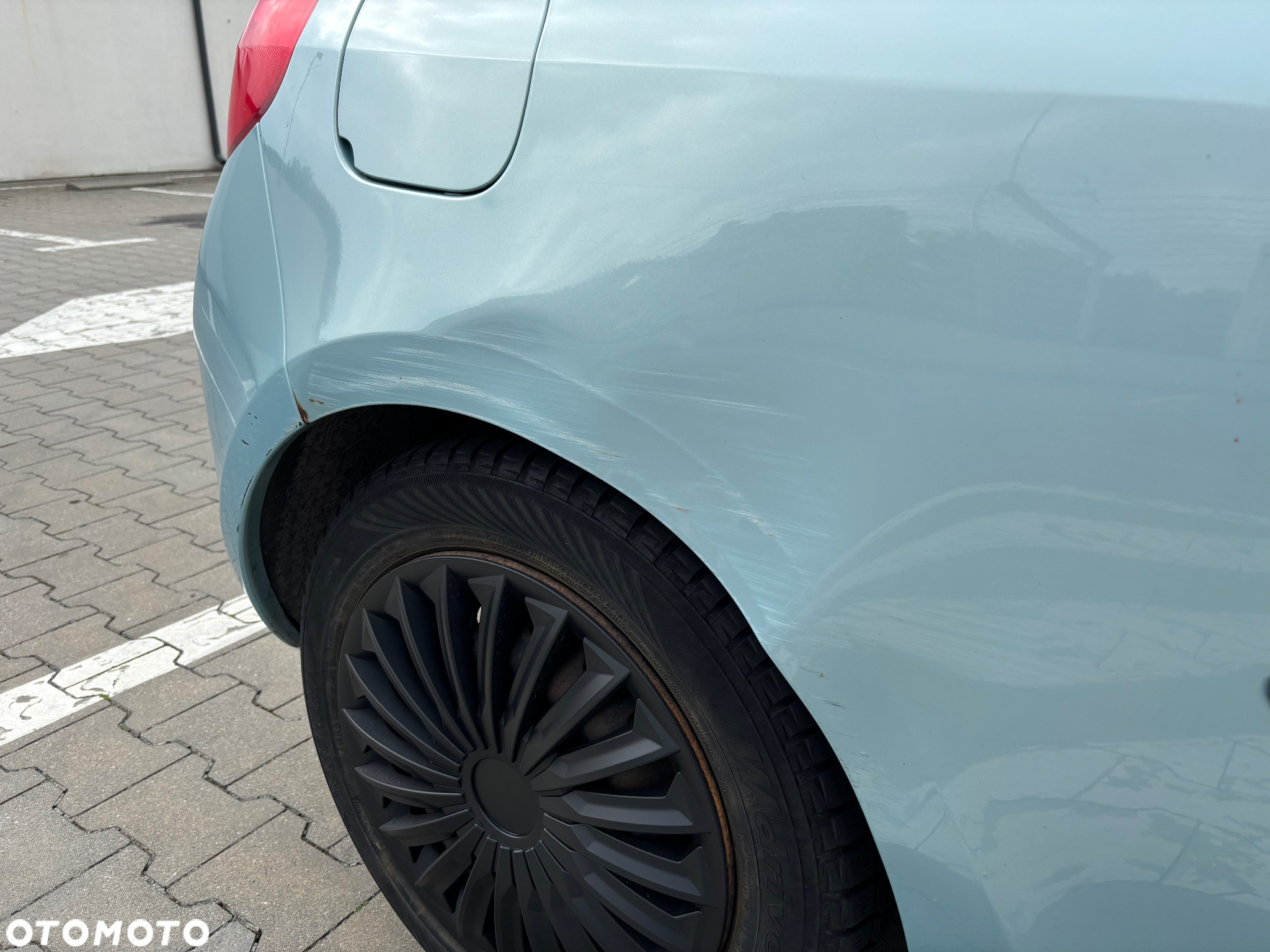Renault Clio 1.2 16V 75 Collection - 17