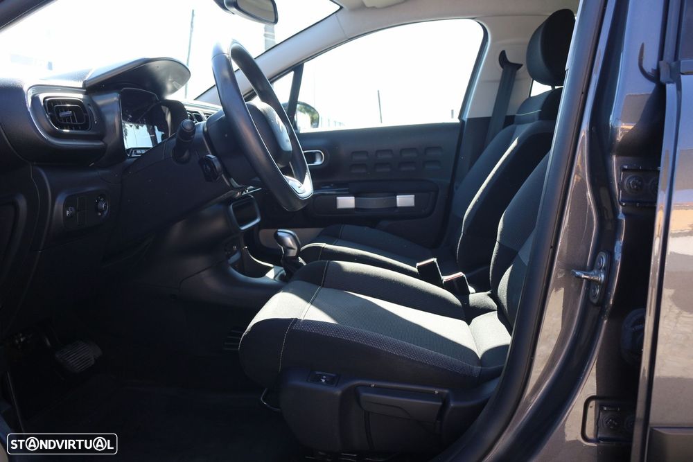 Citroën C3 1.2 PureTech Shine EAT6 - 32