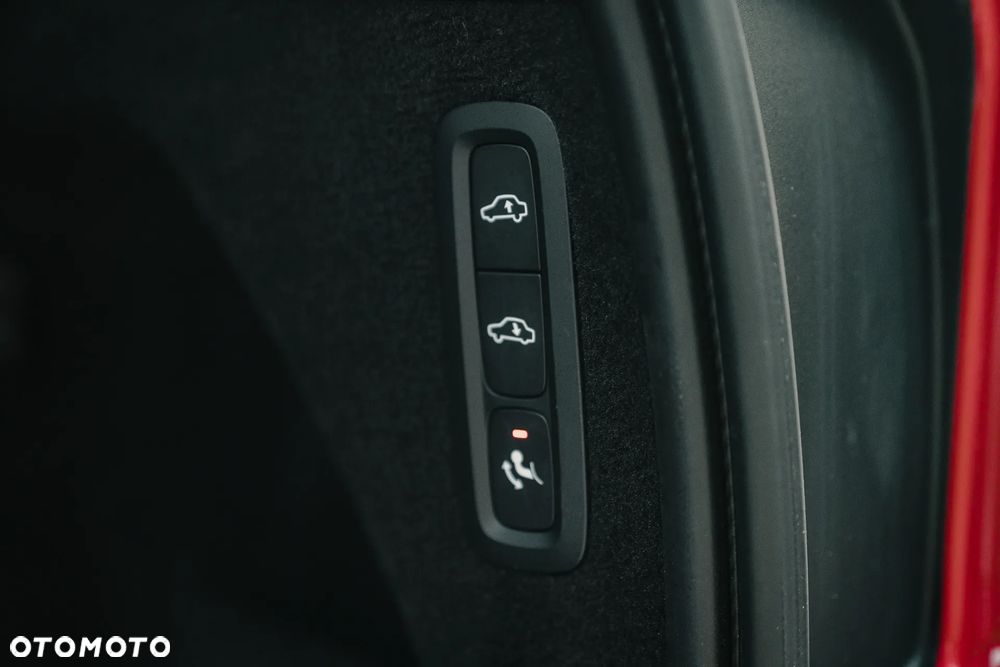 Volvo XC 90 T8 AWD Recharge Geartronic Inscription Edition - 32