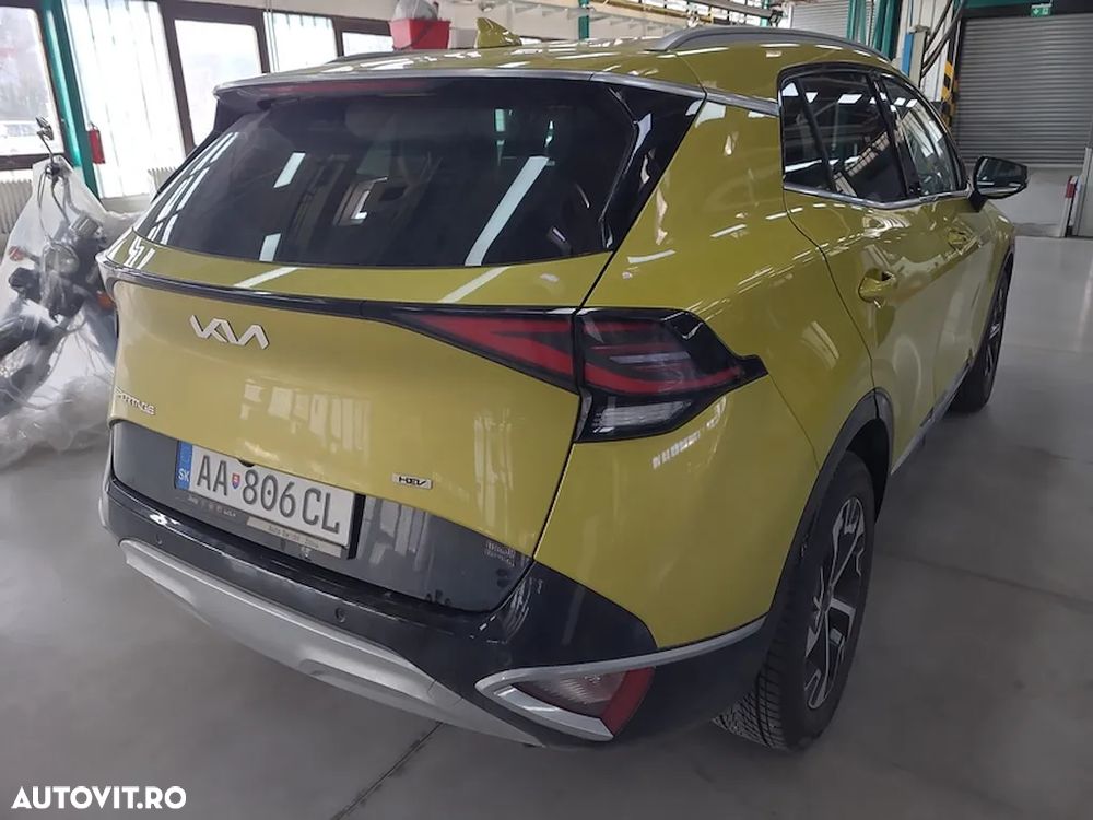 Kia Sportage 1.6 T-GDI HEV 6AT 4x4 Style - 3