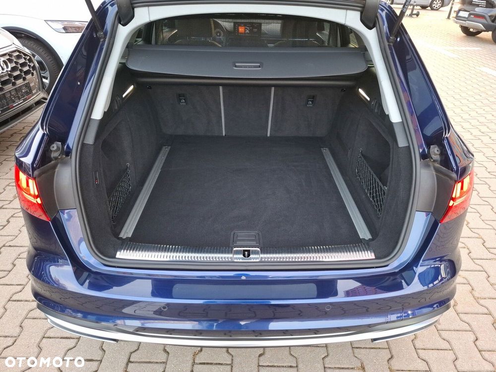 Audi A4 Avant - 16