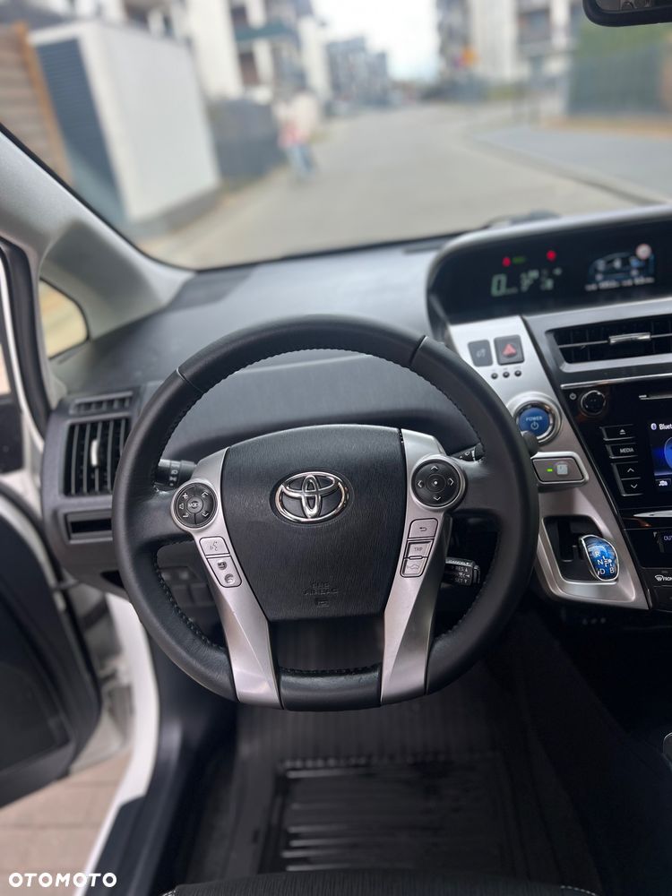 Toyota Prius+ (Hybrid) Comfort - 11