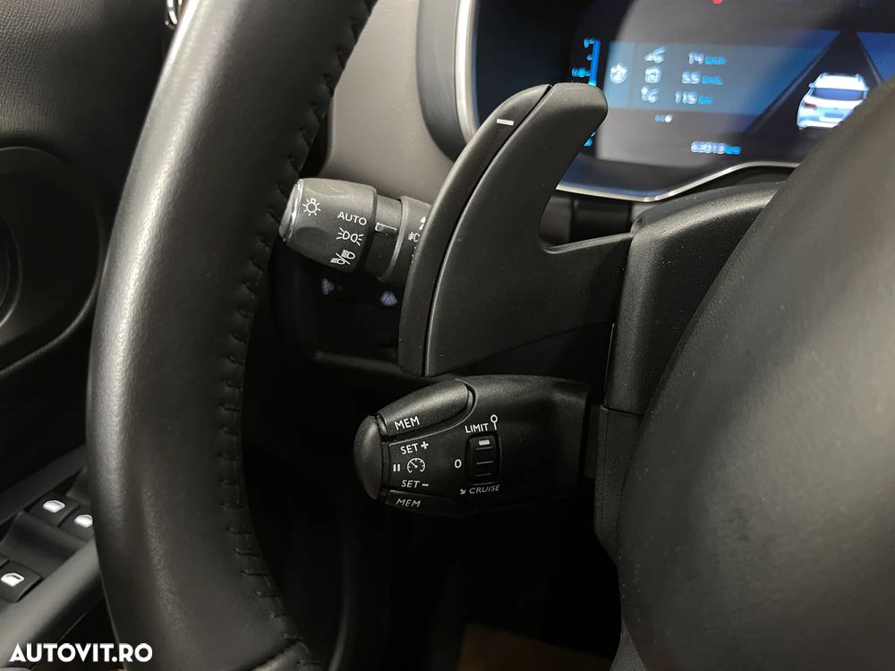 Citroën C5 Aircross 1.6 PHEV FWD 225 EAT8 Shine - 28
