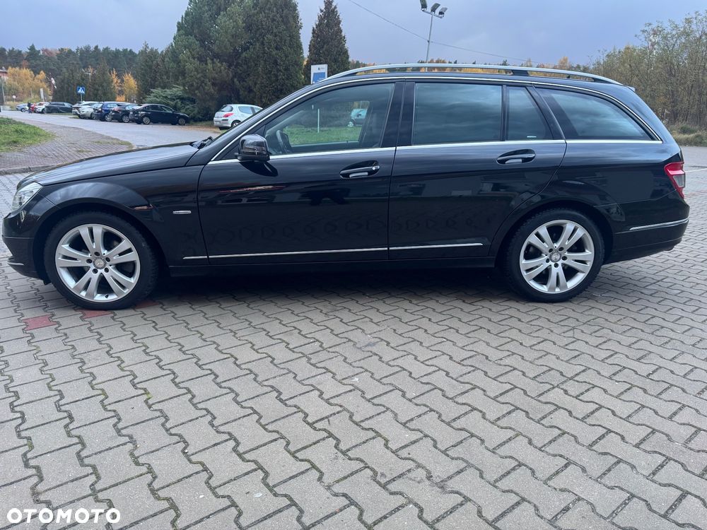 Mercedes-Benz Klasa C 180 T CGI BlueEFFICIENCY Avantgarde - 3