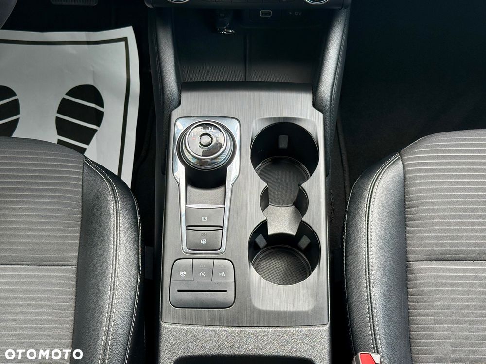 Ford Kuga 2.0 EcoBlue 4x4 TITANIUM X - 36