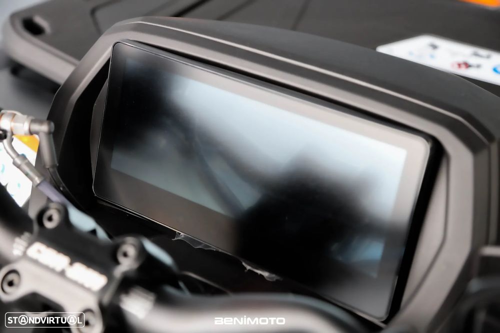 Can-Am Outlander MAX XT-P 1000R - 11