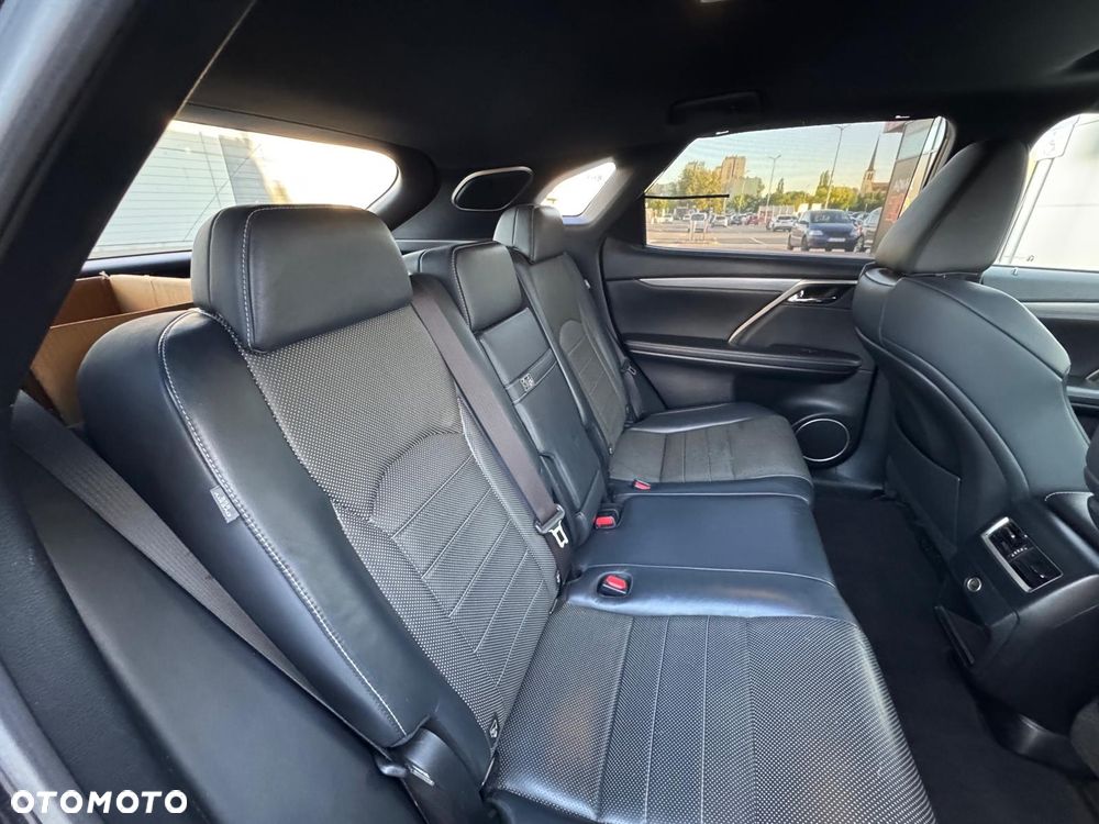 Lexus RX 200t / 300 F Sport - 18