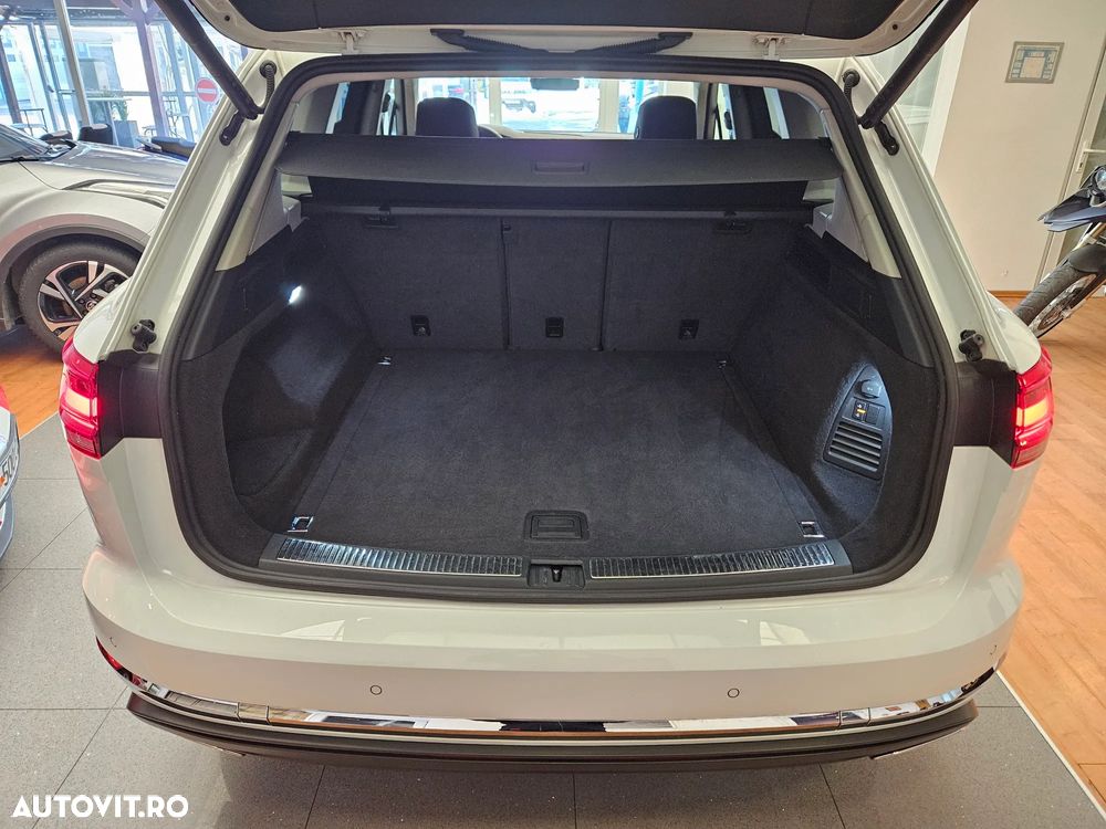 Volkswagen Touareg V6 TDI 4MOTION Elegance - 14