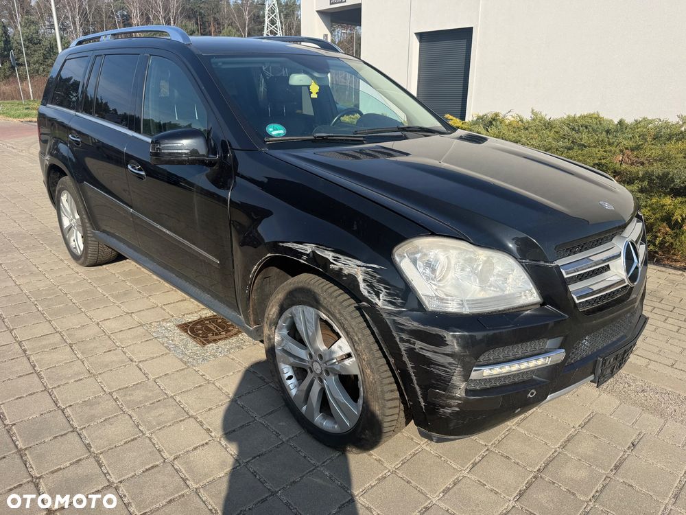 Mercedes-Benz GL 450 CDI DPF 4Matic 7G-TRONIC - 7