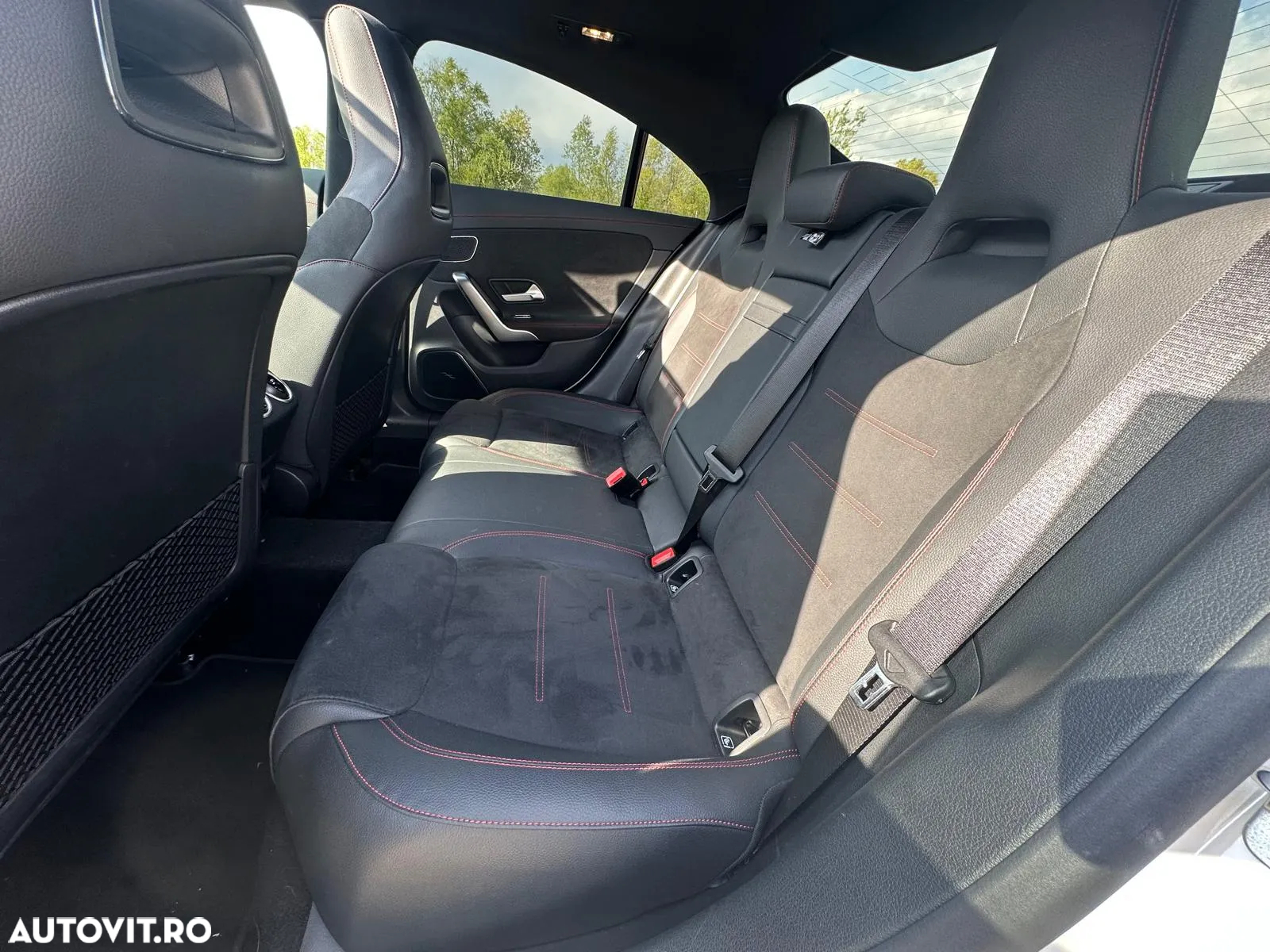 Mercedes-Benz CLA 220 4MATIC Coupe - 17
