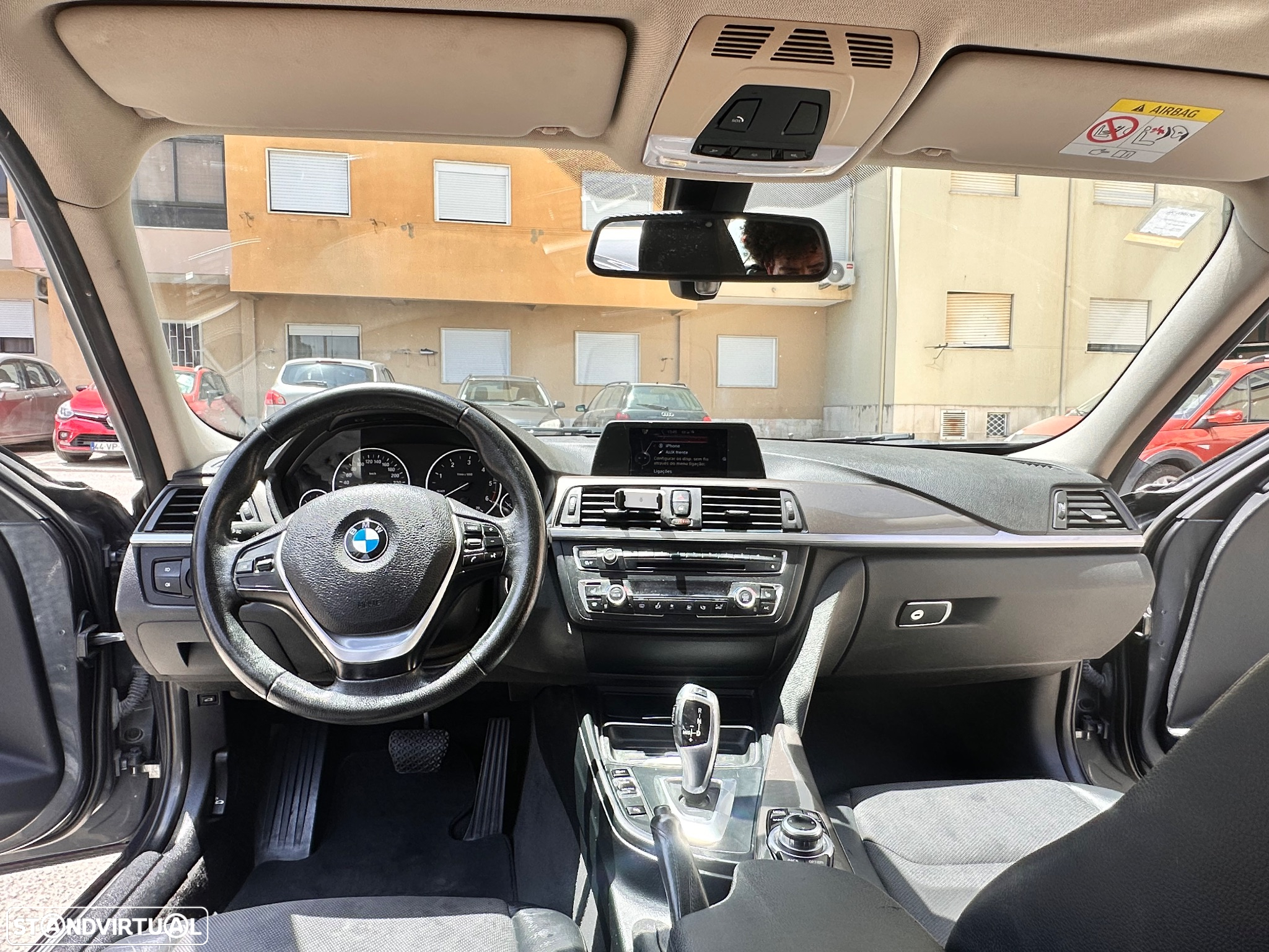 BMW 318 d Touring Aut. Modern Line - 11