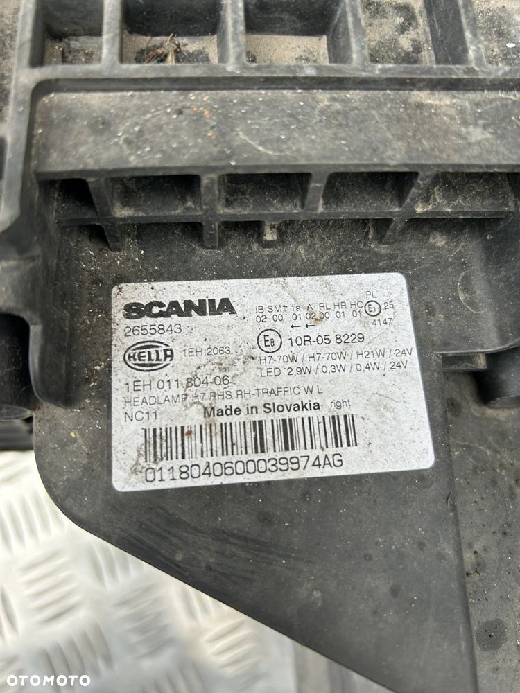 REFLEKTOR LAMPA H7 ŚWIATŁA DZIENNE LED PRAWY Z RAMKĄ SCANIA NEXT GEN NTG - 3