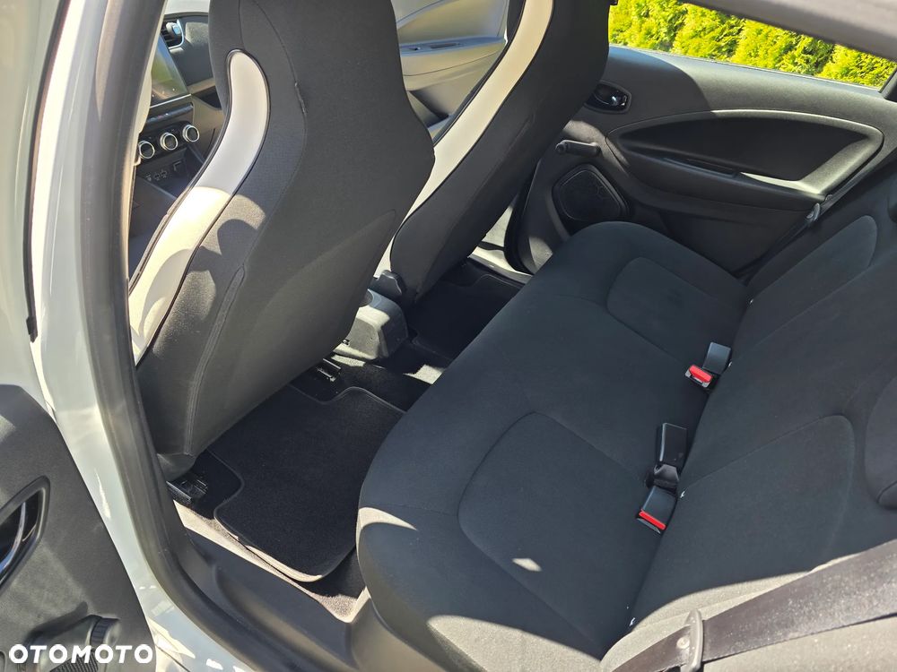 Renault Zoe - 11