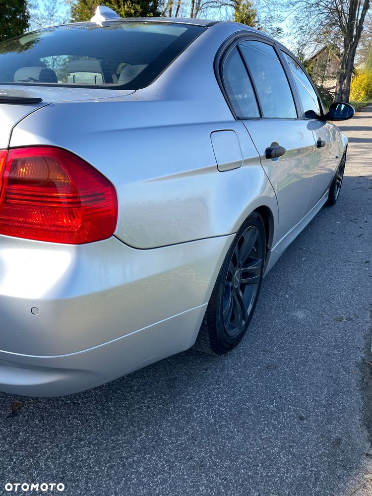 BMW Seria 3 320i - 7