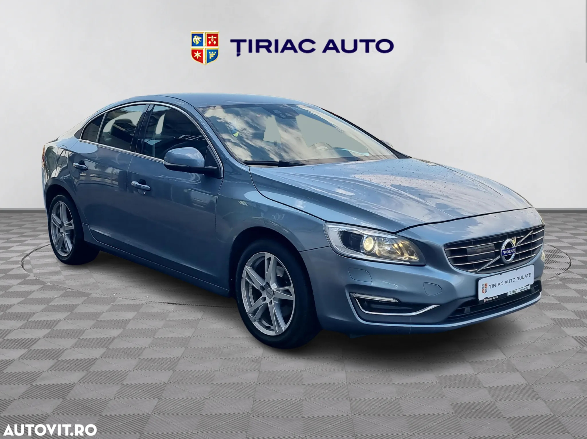 Volvo S60 D3 Summum - 8