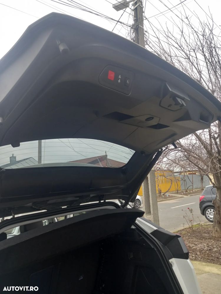 Peugeot 3008 BlueHDi 130 Stop & Start EAT8 Active - 3