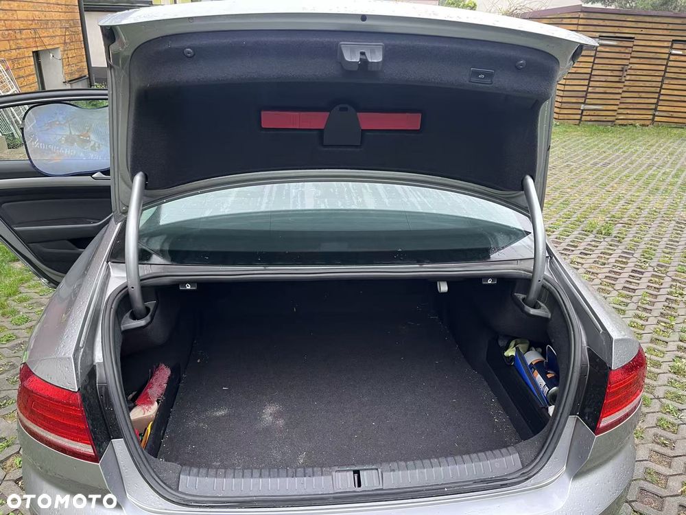 Volkswagen Passat 1.5 TSI EVO Comfortline DSG - 8