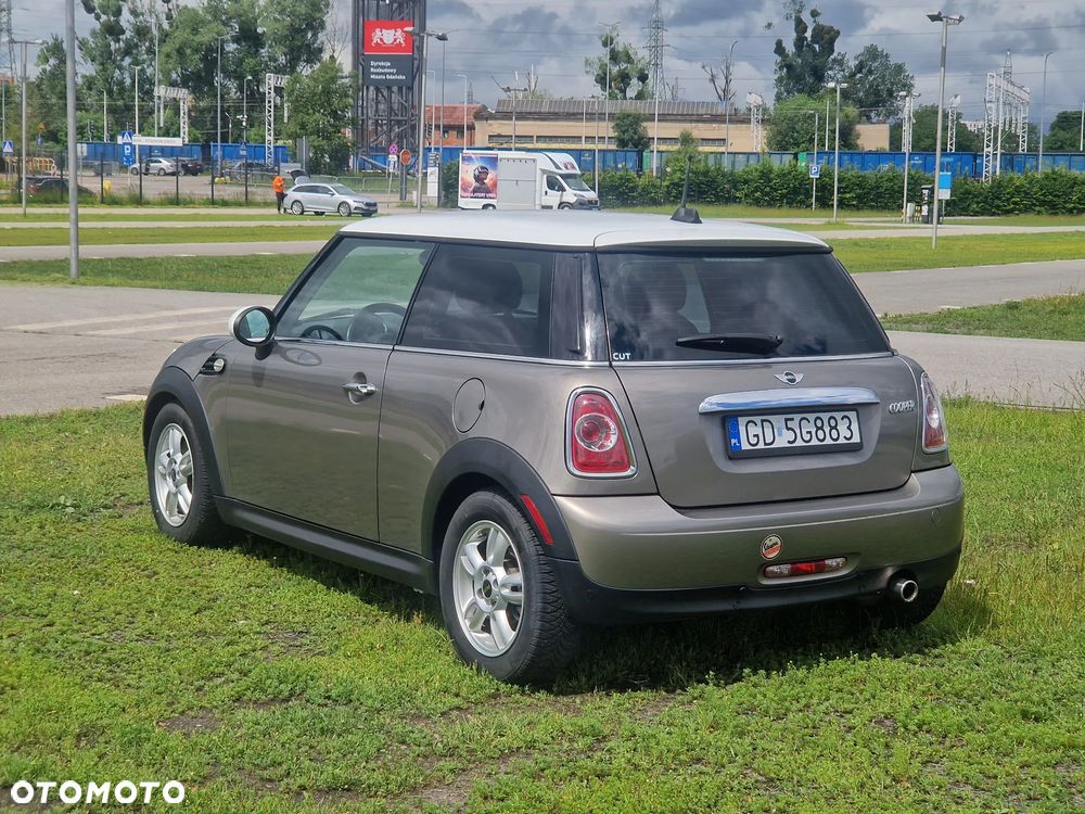 Mini Cooper 2011 photo 5