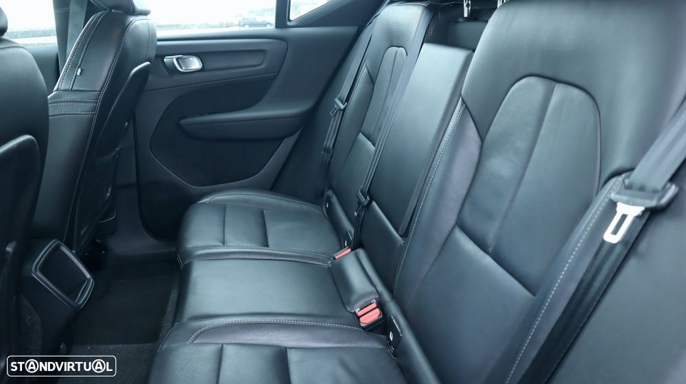 Volvo XC 40 1.5 T3 Inscription Geartronic - 38