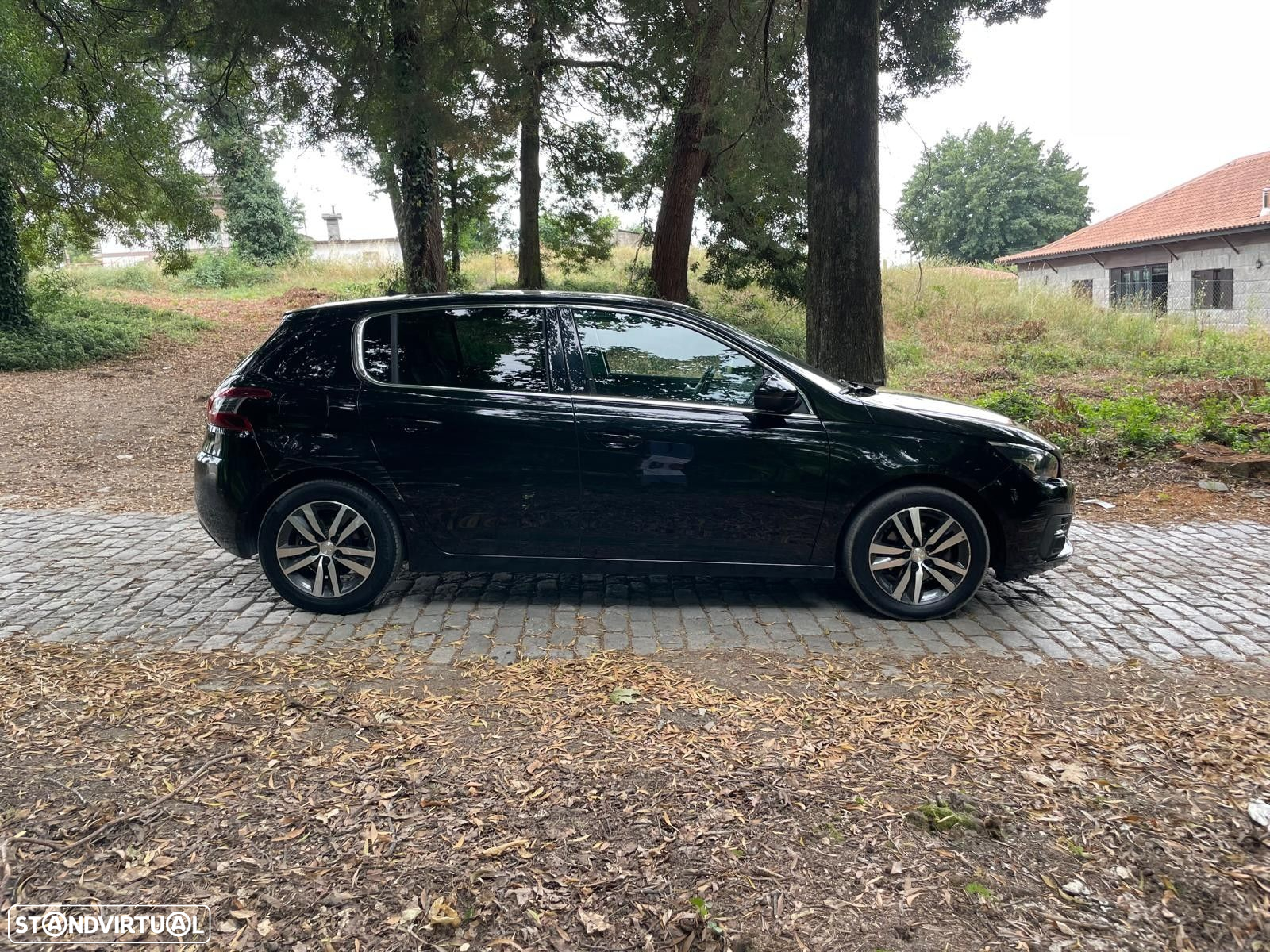 Peugeot 308 1.2 PureTech Allure Pack EAT8 - 5