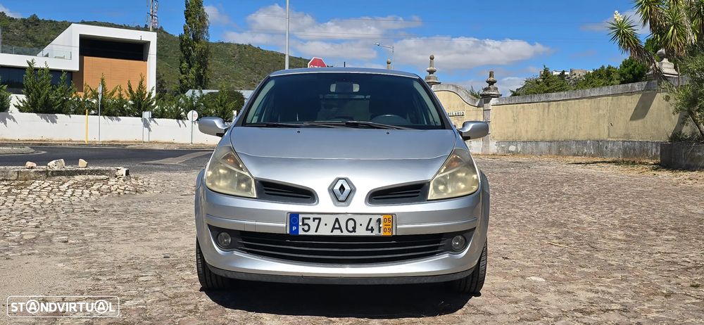 Renault Clio 1.5 dCi Privilège - 5