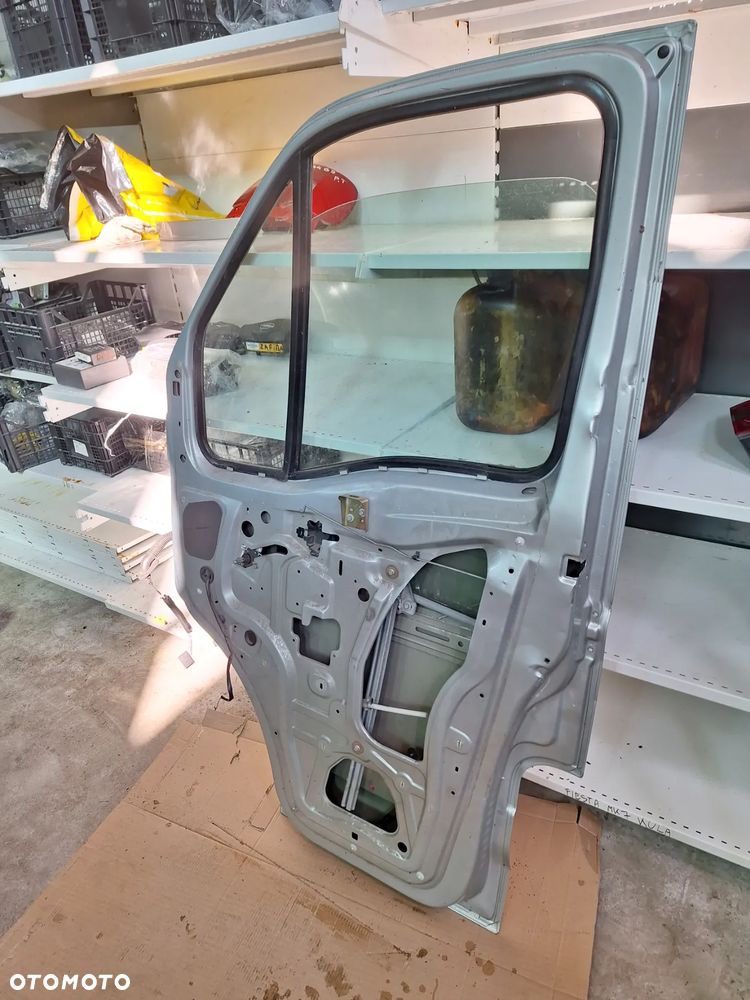 drzwi prawe przód RENAULT MASTER 2 II - 4