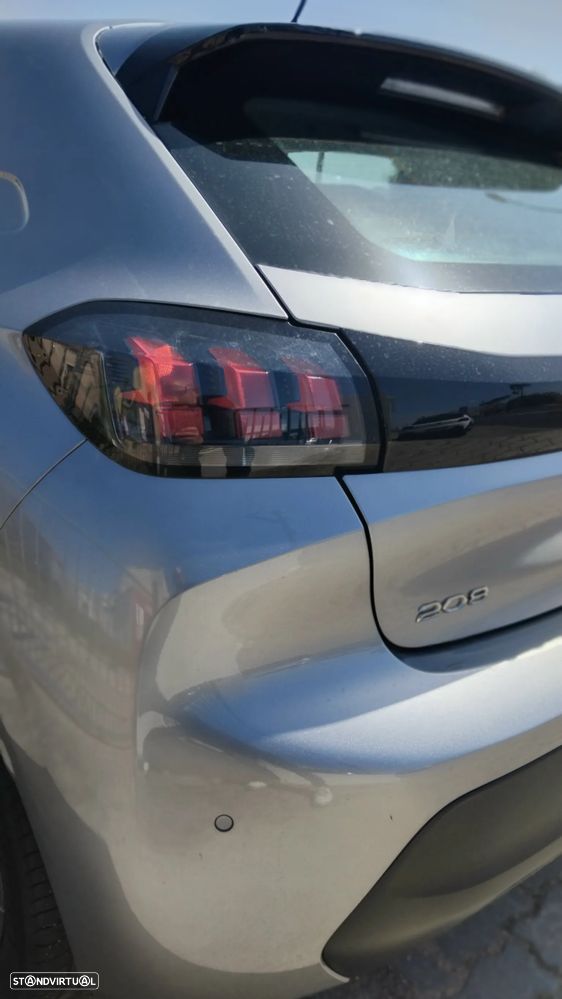 Peugeot 208 1.2 PureTech SE Style - 16