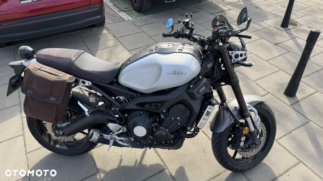 Yamaha XSR - 1