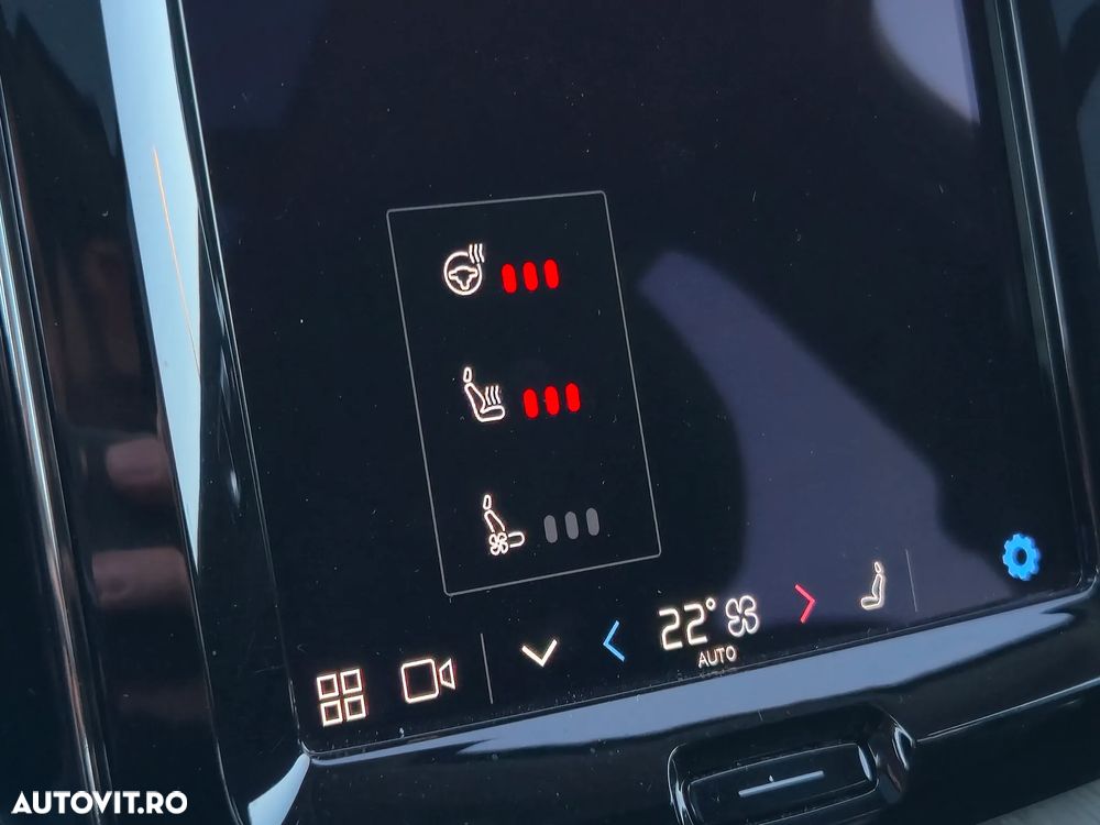 Volvo XC 60 T6 AWD Recharge Geartronic Inscription Expression - 12