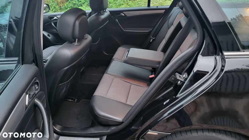 Mercedes-Benz Klasa C 180 Kompressor Automatik Avantgarde - 20