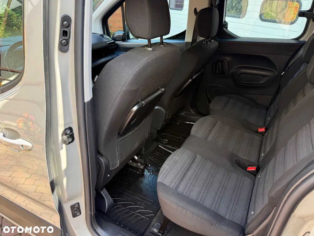 Opel Combo XL 1.2 Turbo - 11