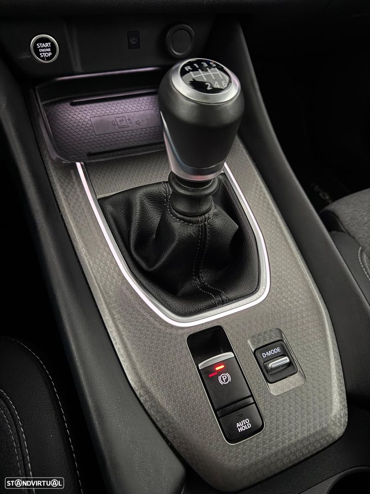 Nissan Qashqai 1.3 DIG-T N-Connecta - 16