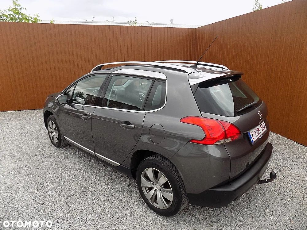 Peugeot 2008 PureTech 82 Style - 4