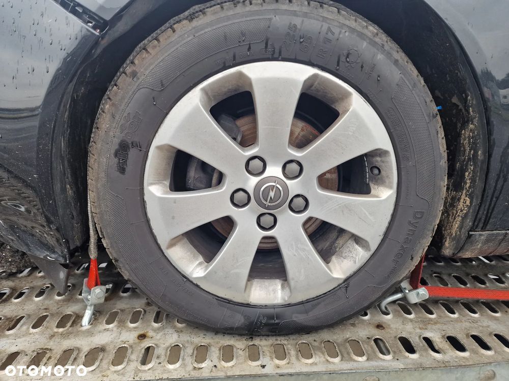 Opel Insignia sports tourer 2.0D 118kW 2011 Cały na części - 2