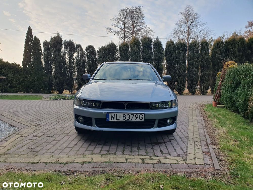 Mitsubishi Galant - 2