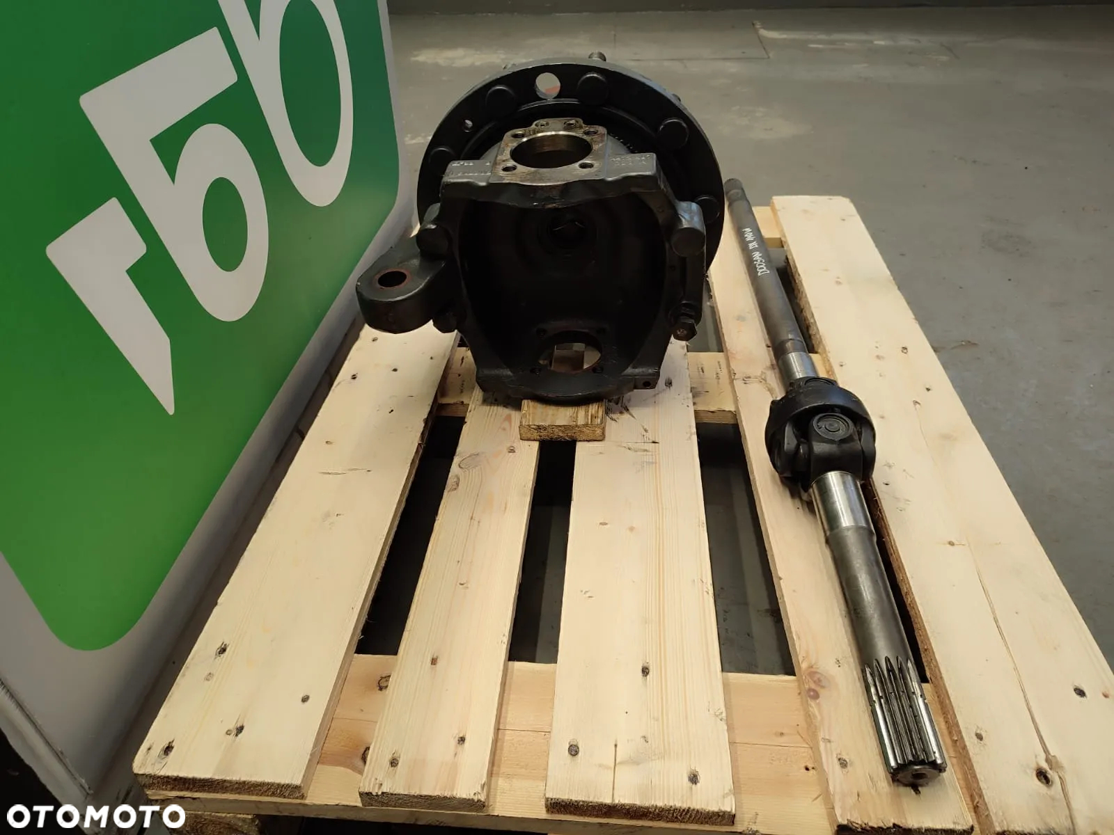 Półoś kompletna ZF 0501008738  Doosan DX 140W - 4