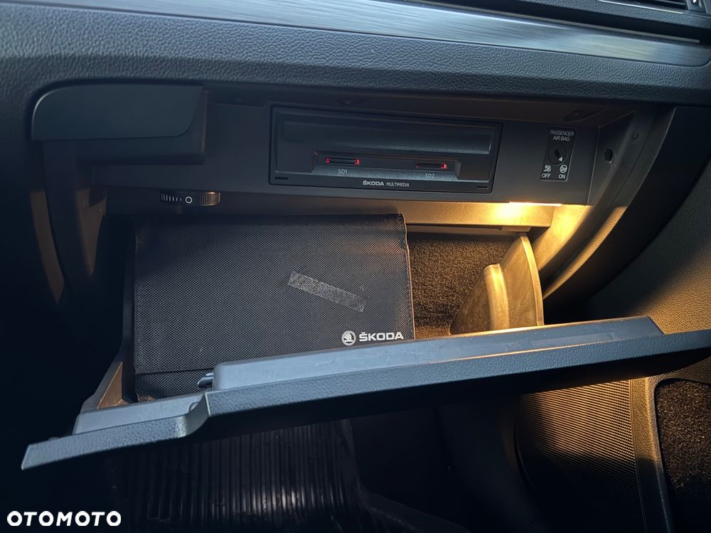 Skoda Superb 2.0 TSI 4x4 DSG SportLine - 24