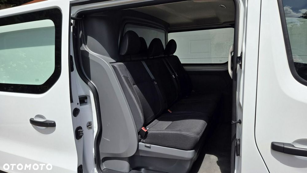 Renault Trafic - 32